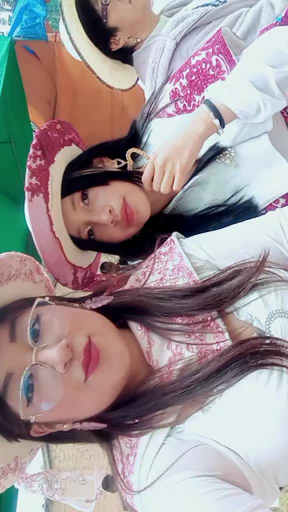 @MAYURI ๐น๐ฆ
