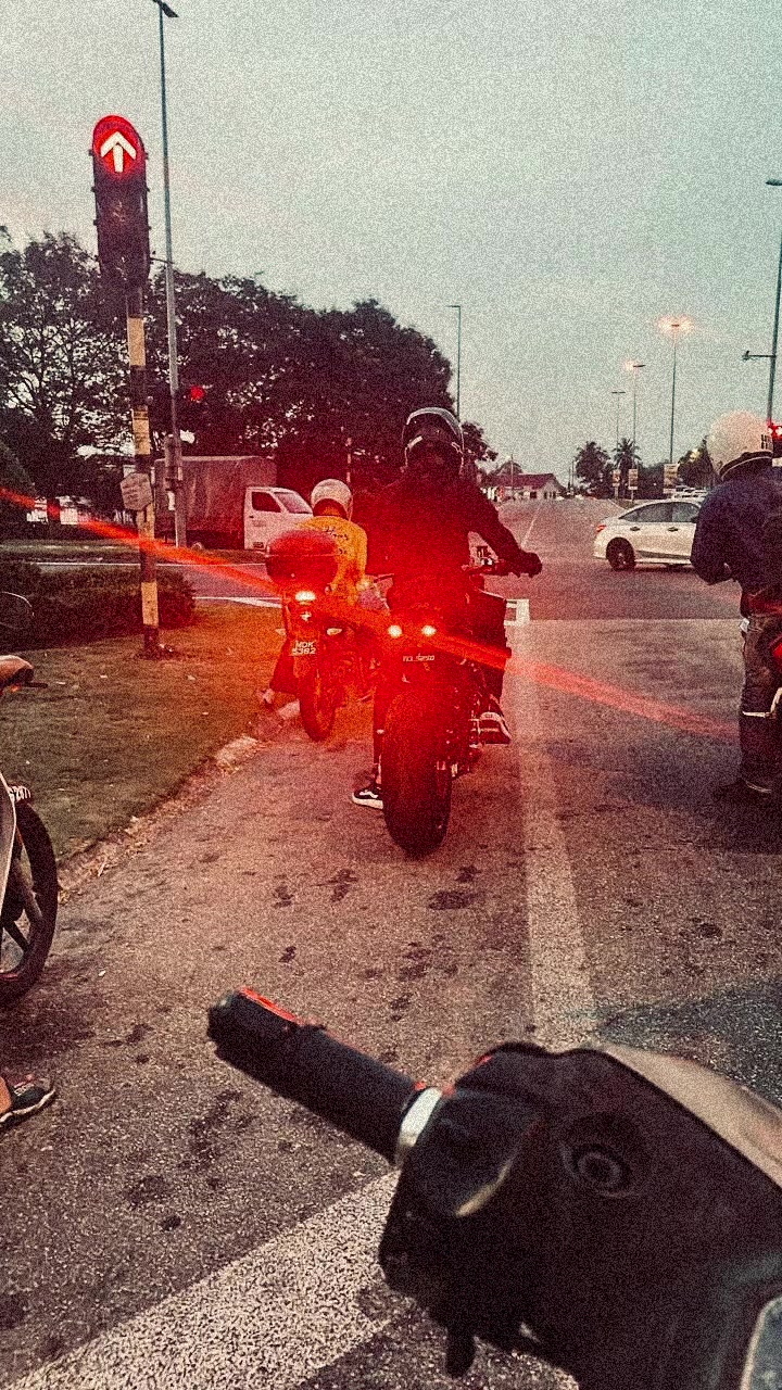 @fikrivli