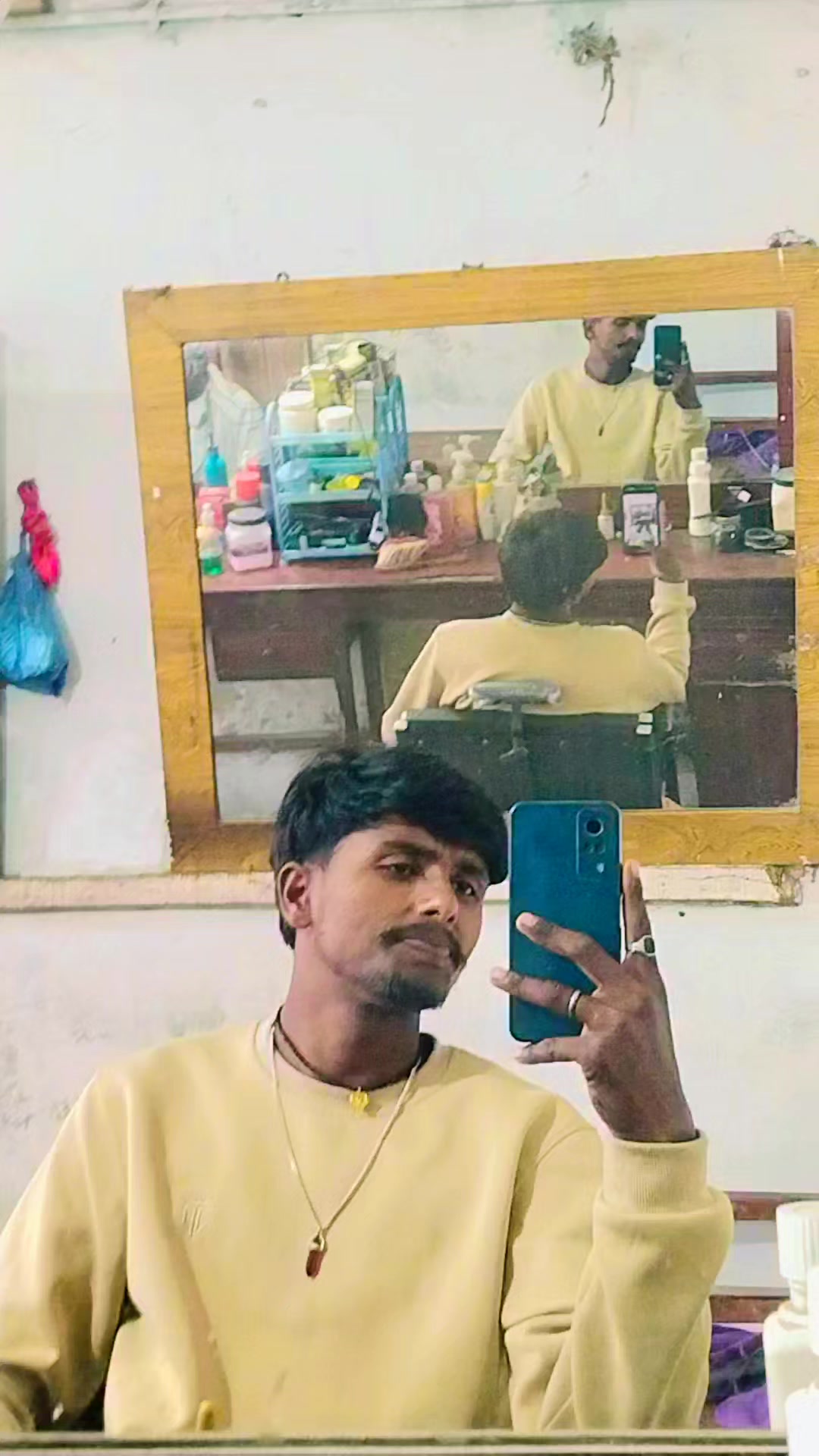 @𝐌𝐫_𝐘𝐚𝐃𝐚𝐕🚩