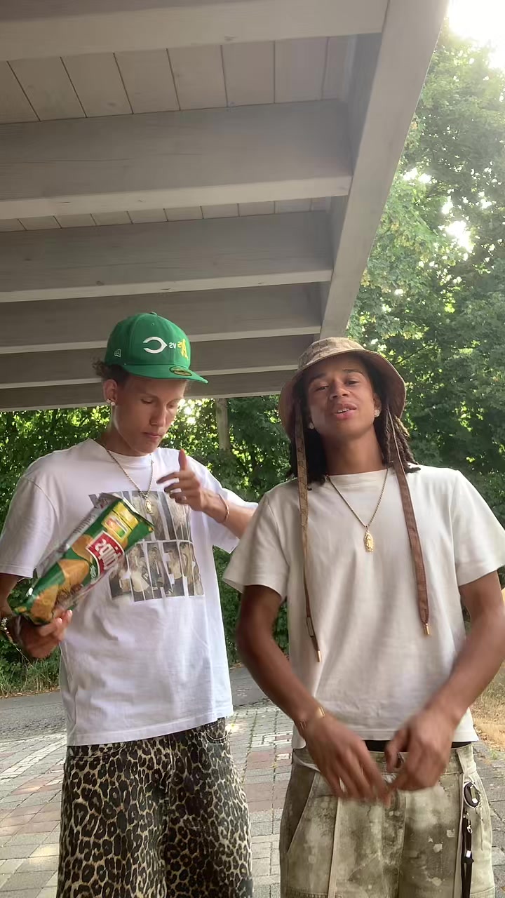 @Le MF🏝️