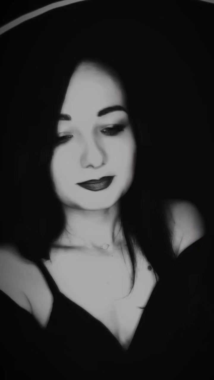 @🦊 𝘐𝘙𝘐𝘕𝘈 𝘍𝘖𝘟🦊