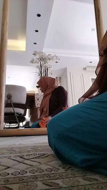 @dindasendana