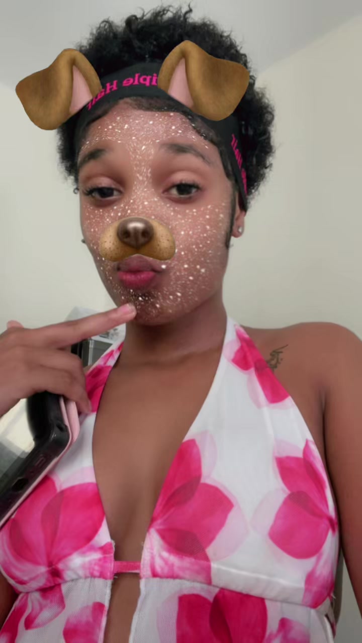@𝒯𝒽𝓊_𝒻𝓁𝒶𝒸𝒶💋🇩🇴
