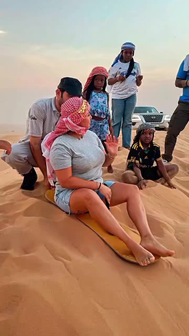 @𝐑𝐎𝐘𝐀𝐋 𝐒𝐀𝐅𝐀𝐑𝐈🖤