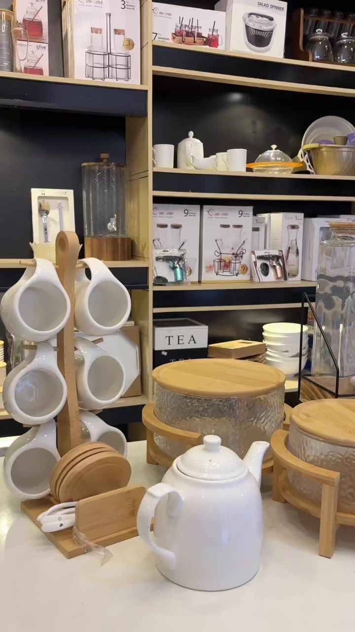 @Meenal❤️kitchen utensil/decors