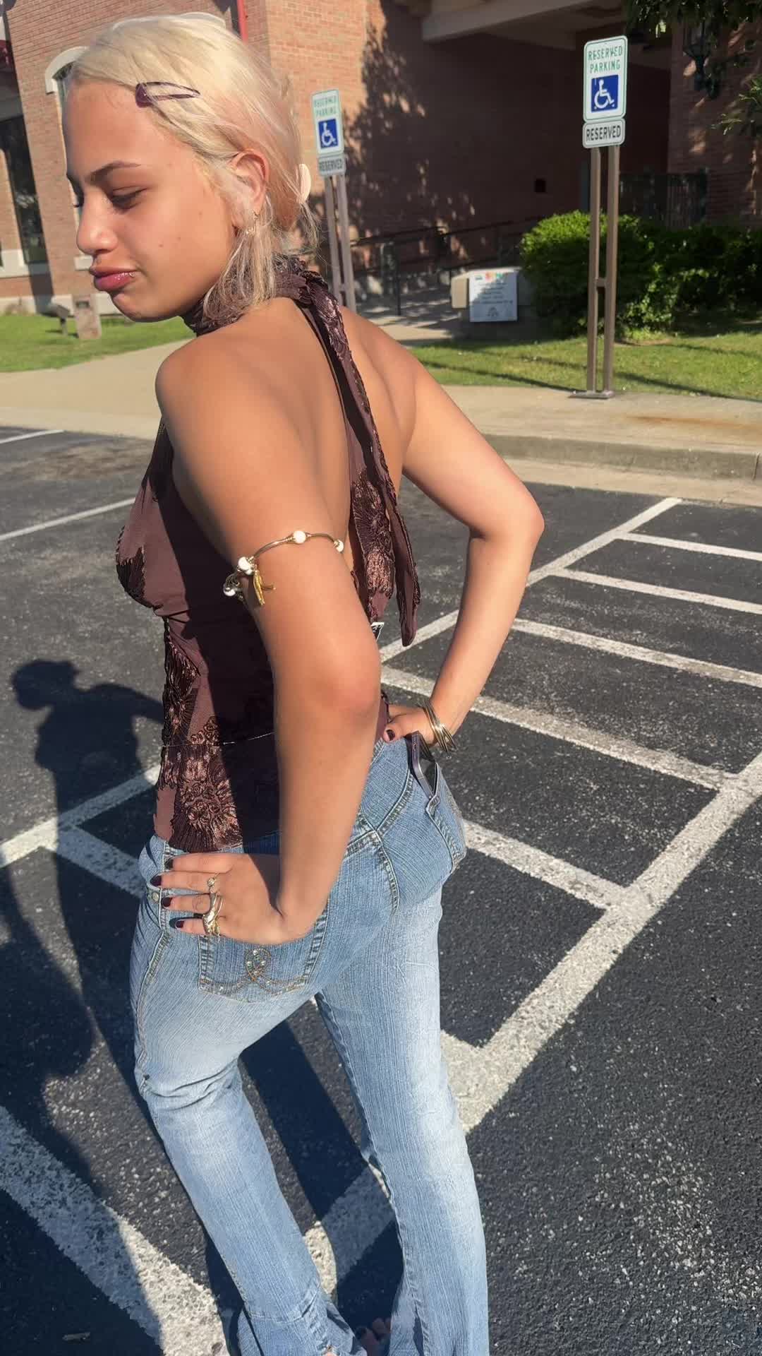 @Jazzi