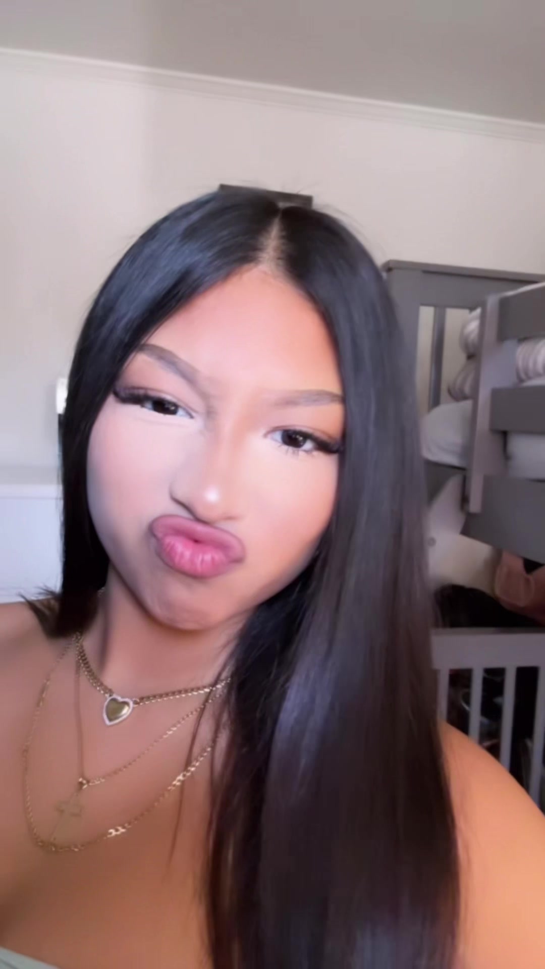 @️