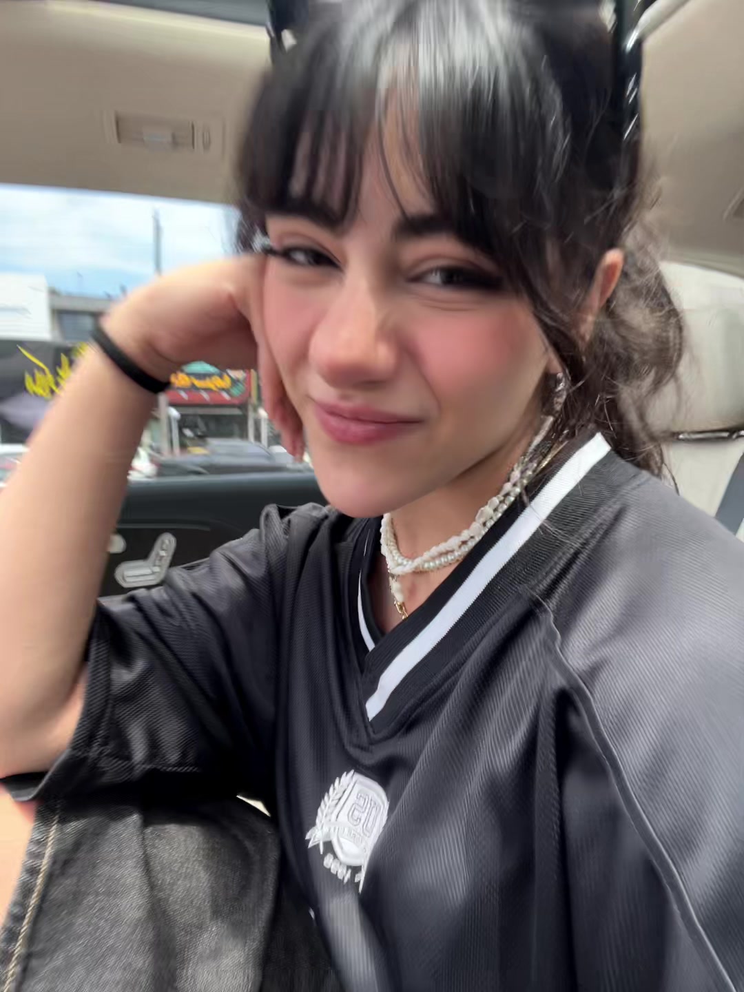 @𝐚𝐫𝐭𝐢𝐧𝐚