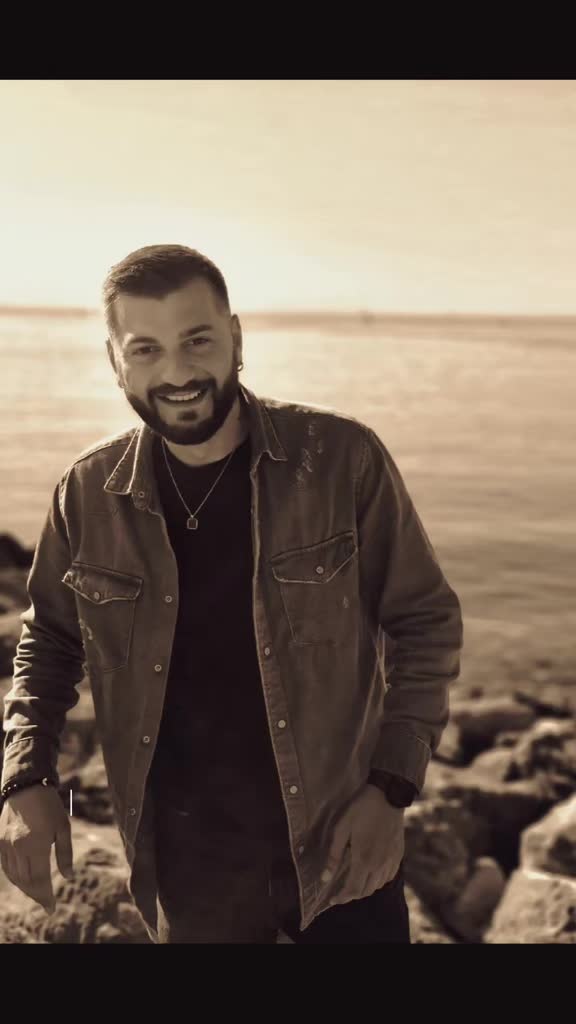 @Florin Cazacliu 🇷🇴♈️🔥