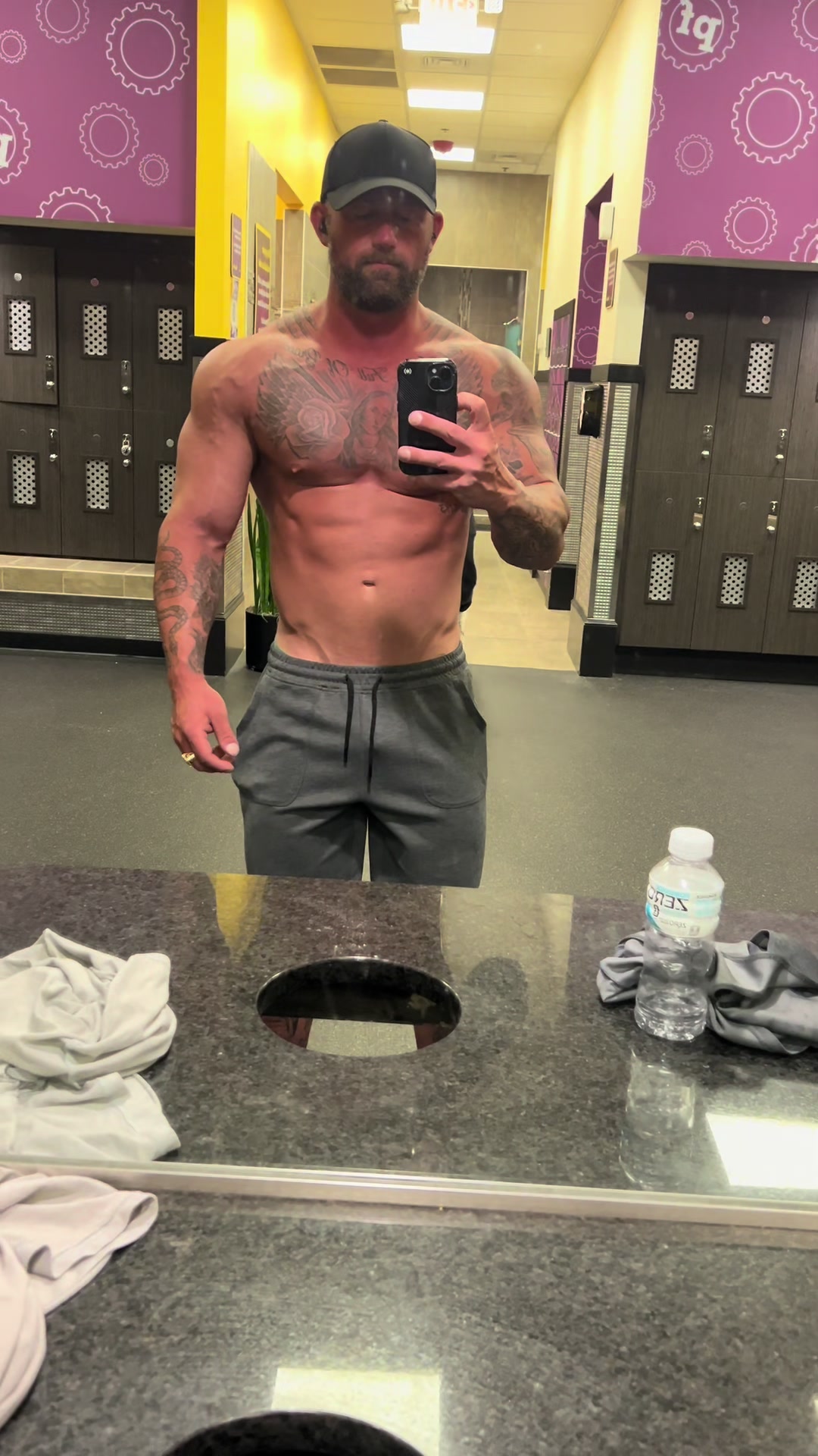 @richieswollerton