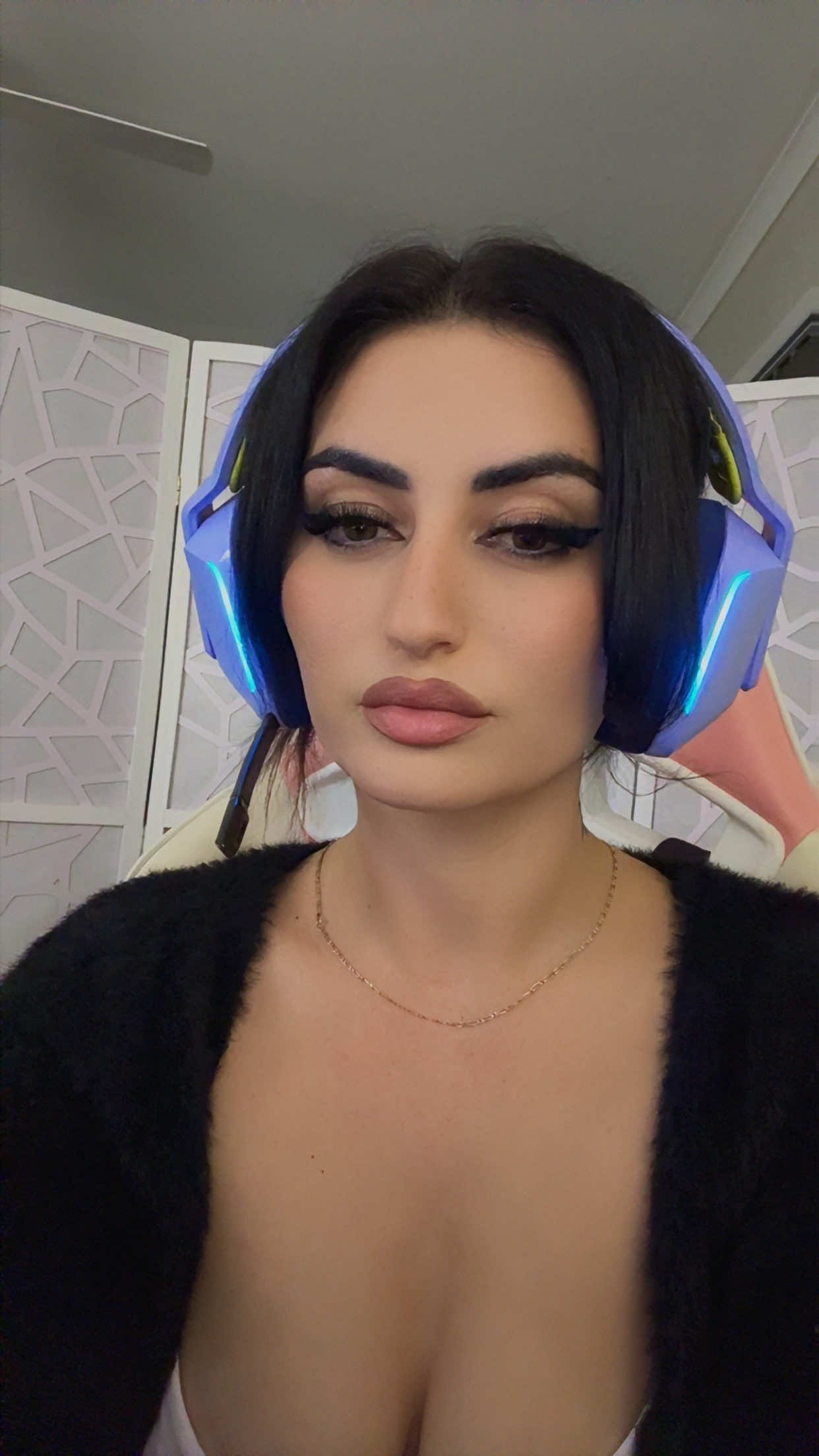 @Salmaslay