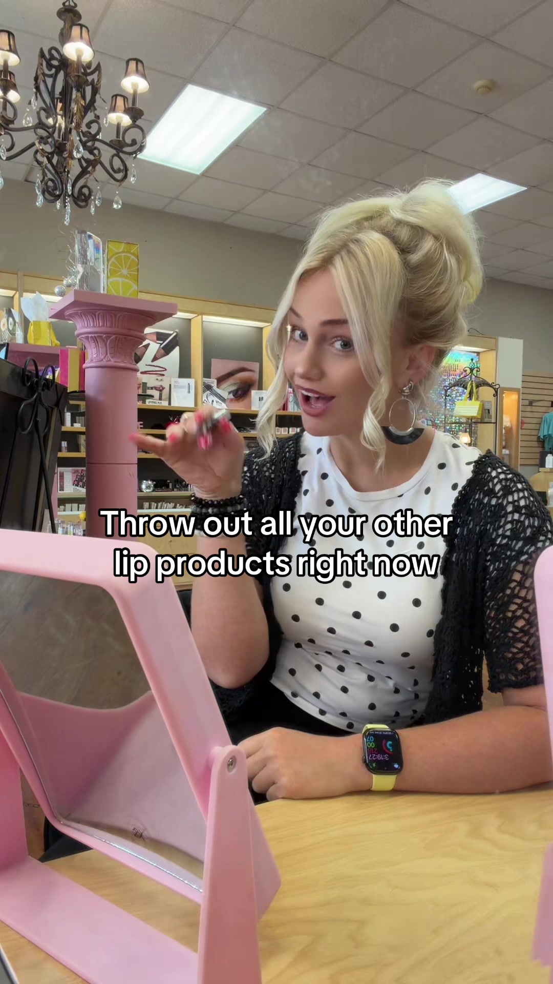 @LIZFASHIONWIZ
