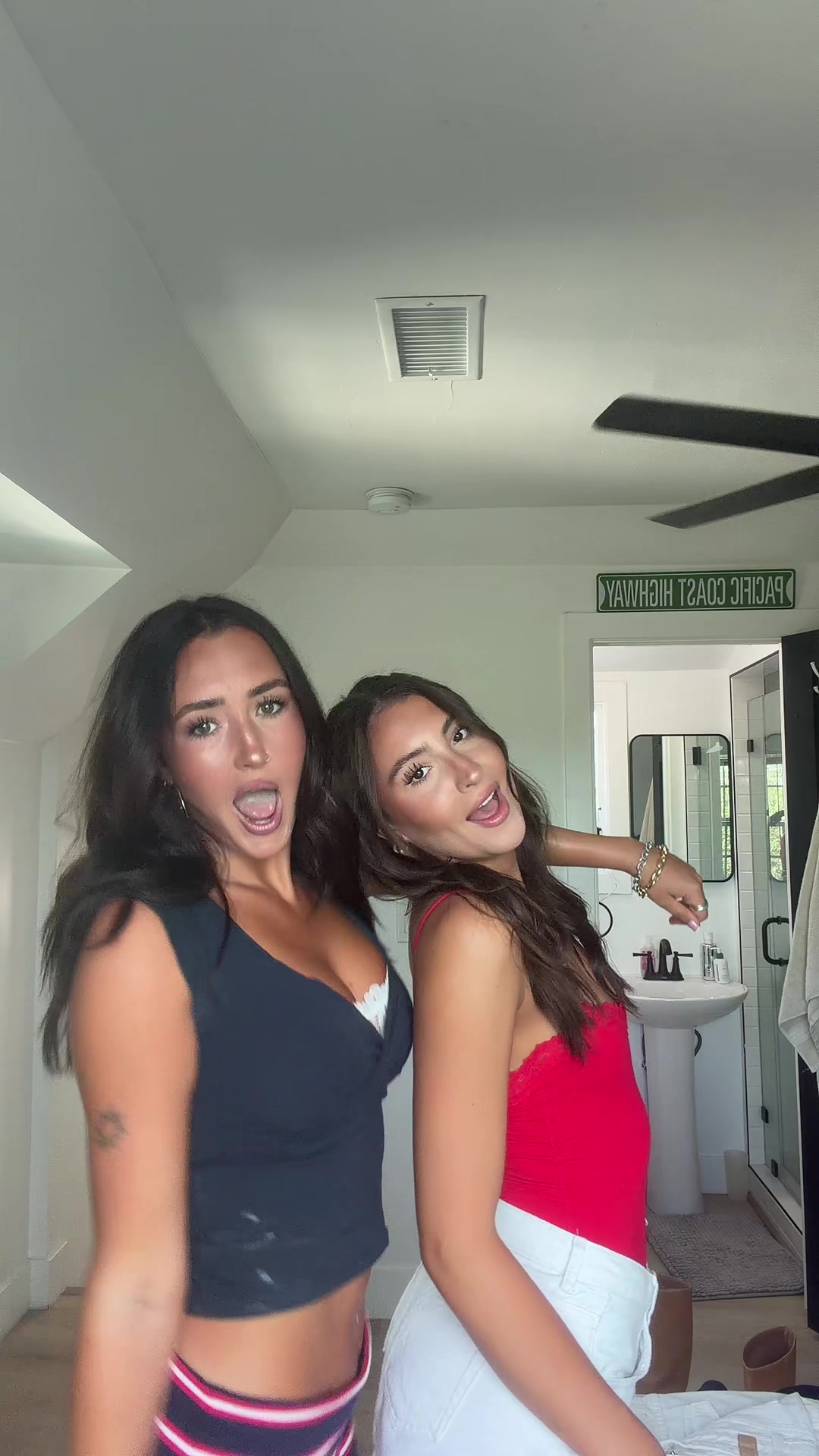 @ella
