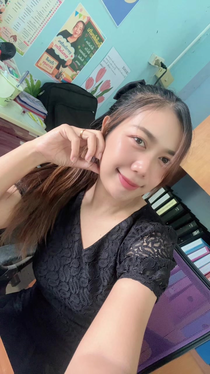 @เหม่งจ๋ายธุรการโรงเรียน