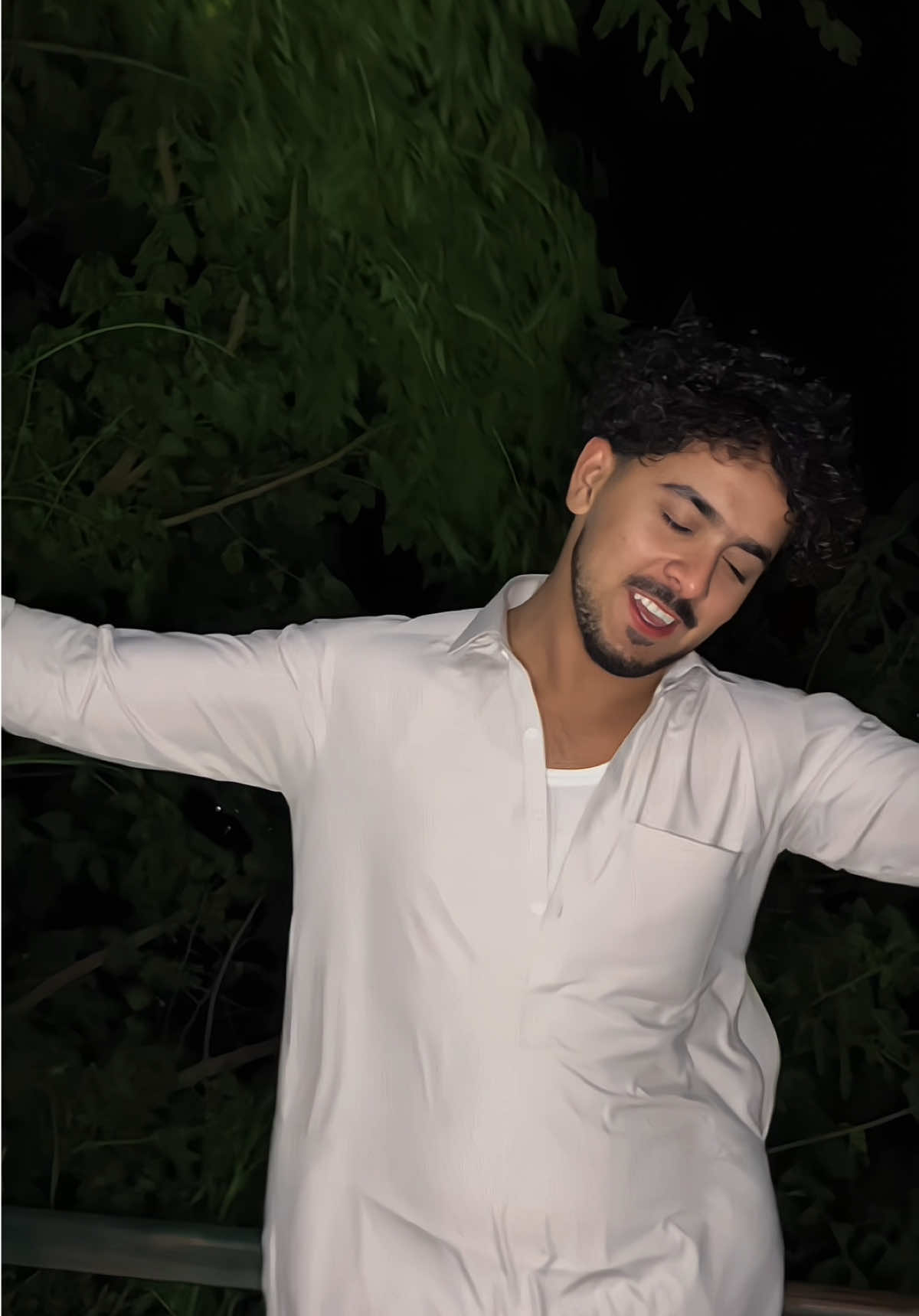 @qais_king910