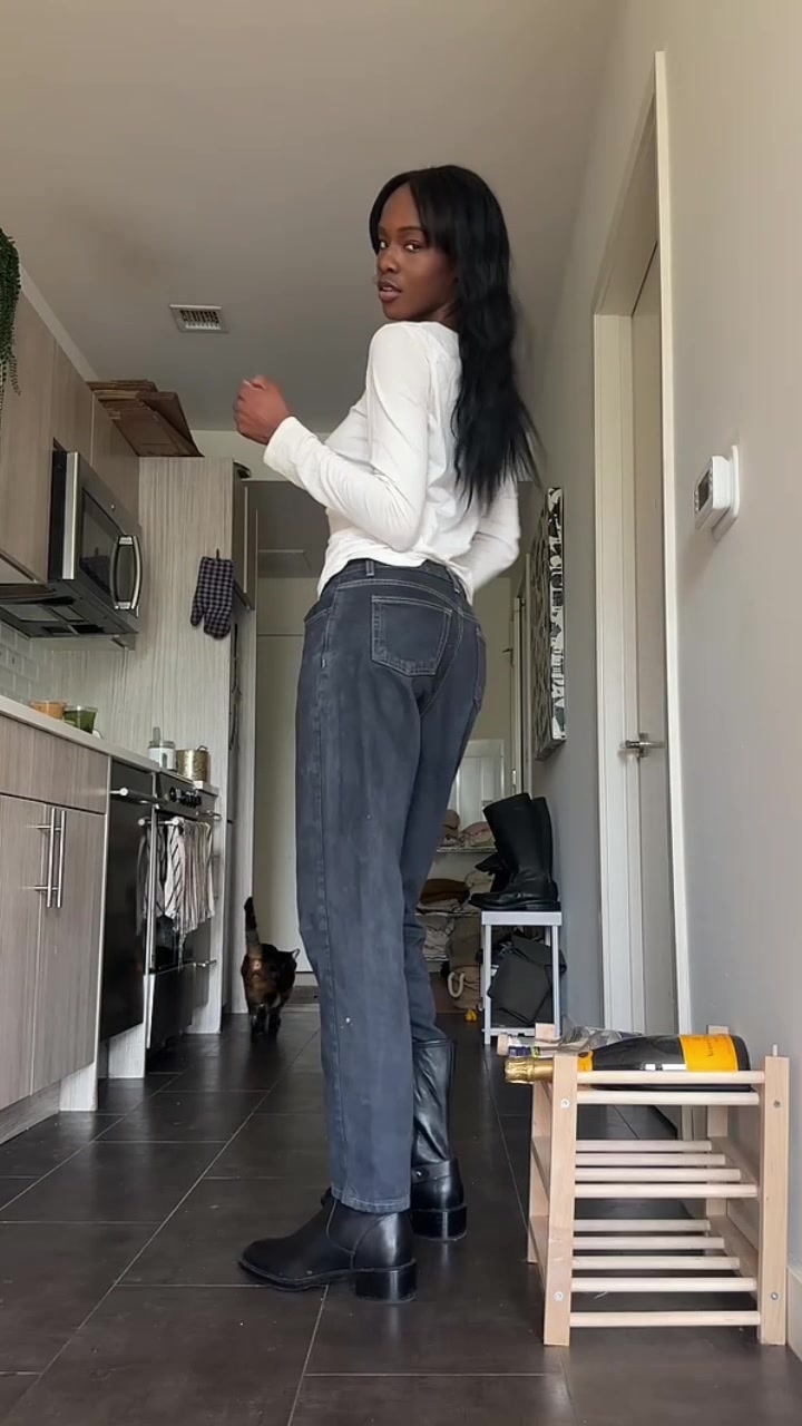 @Ama