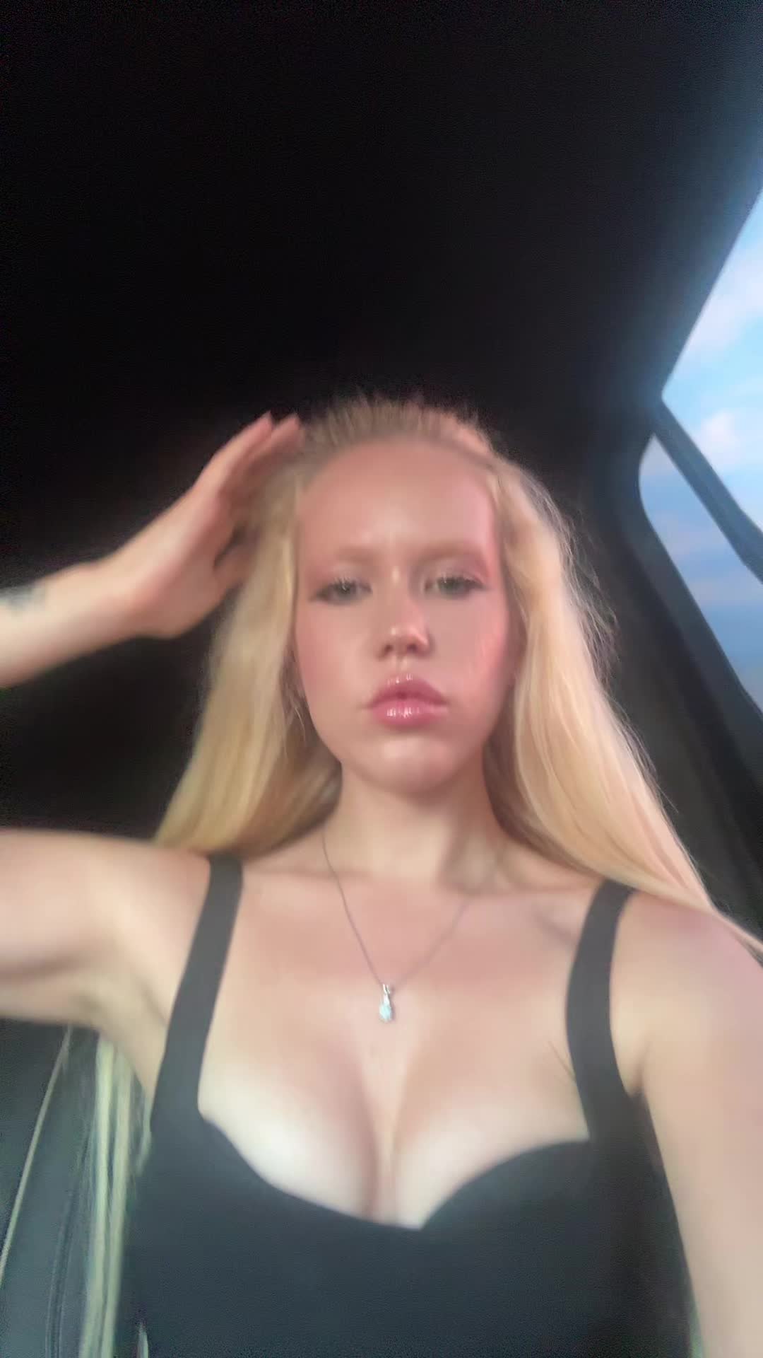 @EvelushkaA