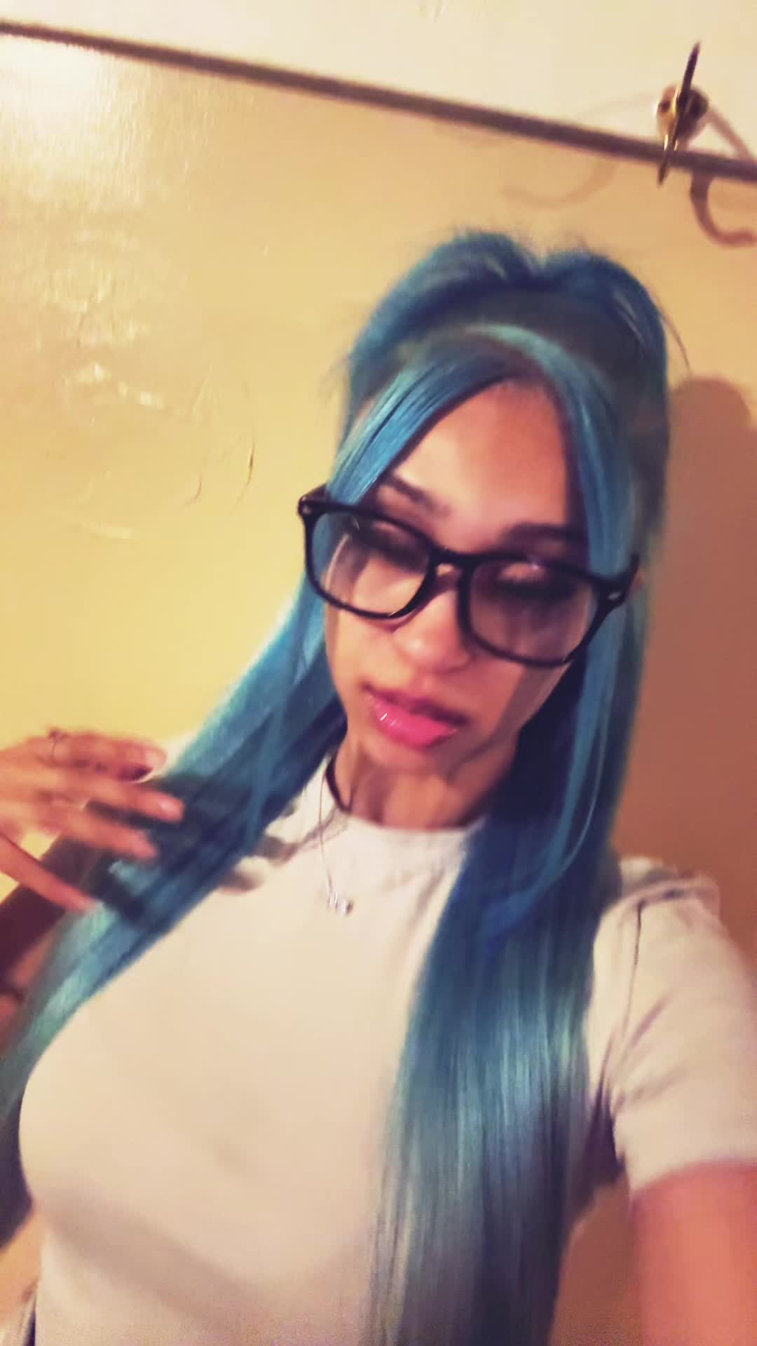 @Userlosinghermind1738