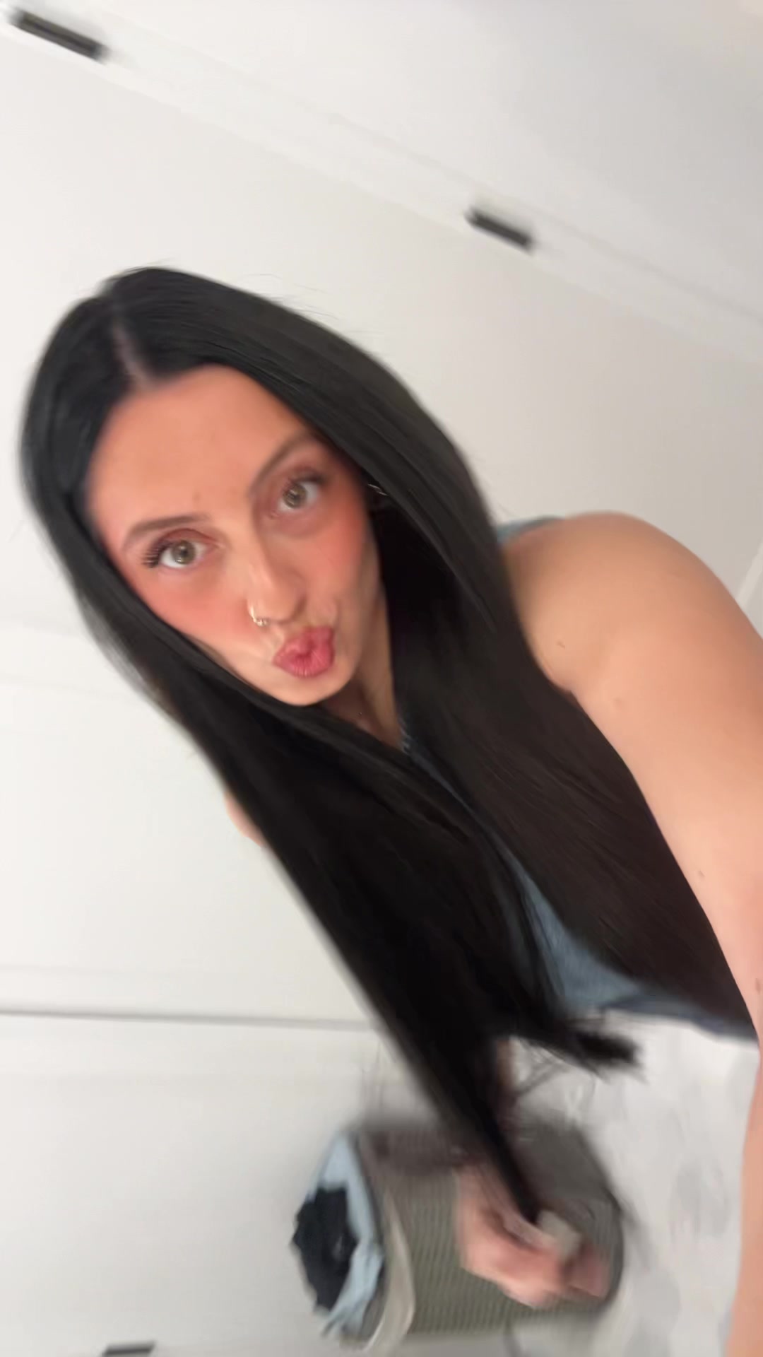 @Voidgiine