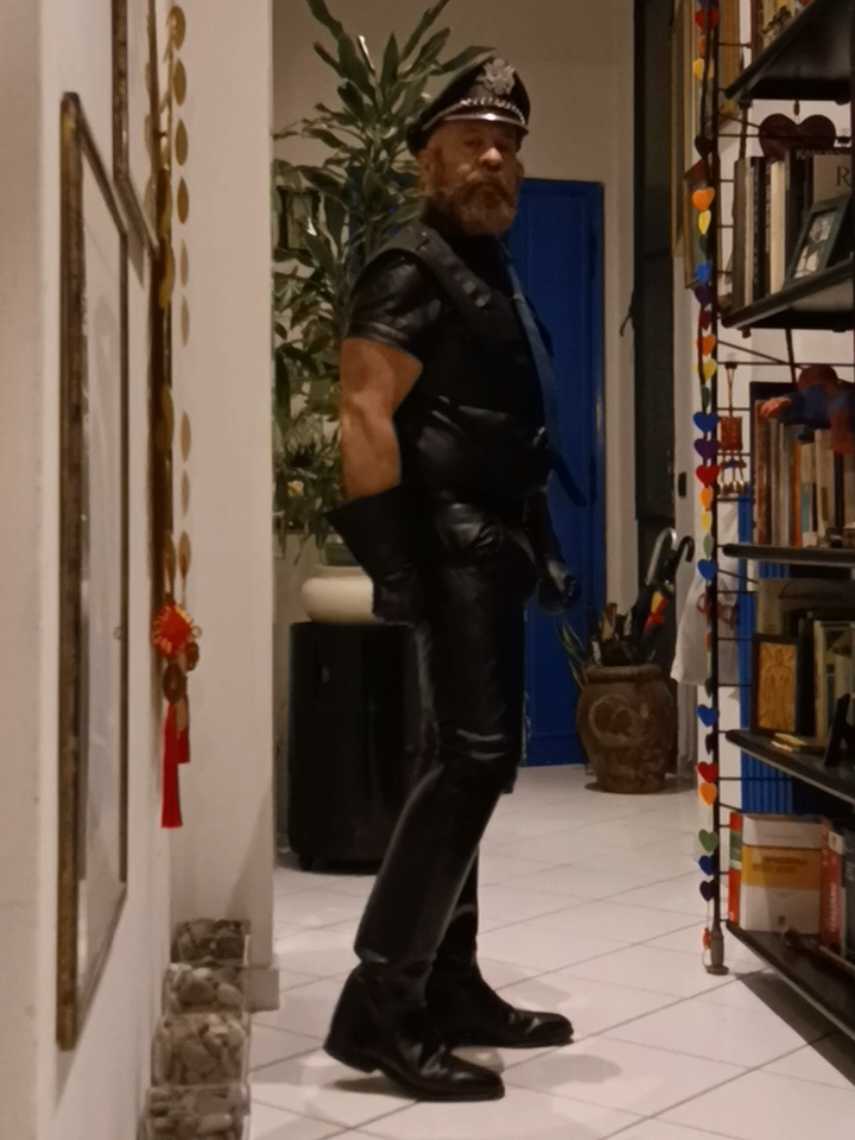 @Fab Mr Leather Italia
