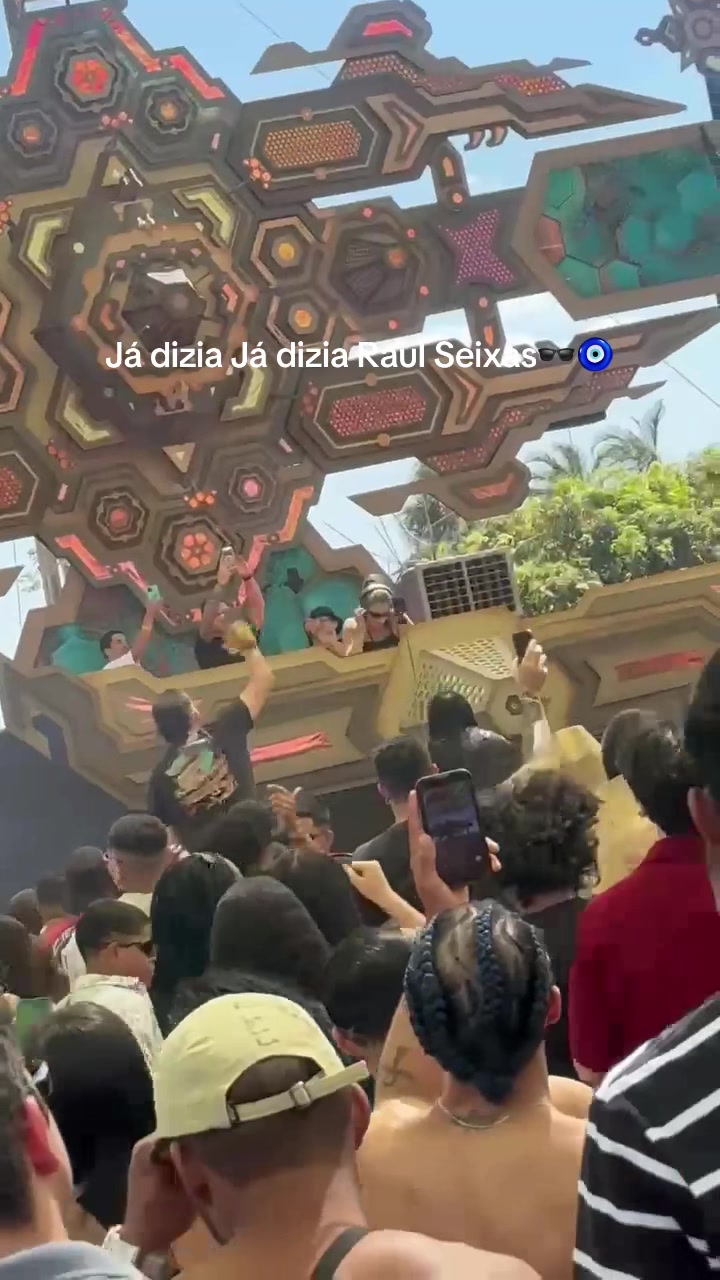@N&oacute;s na Rave👾
