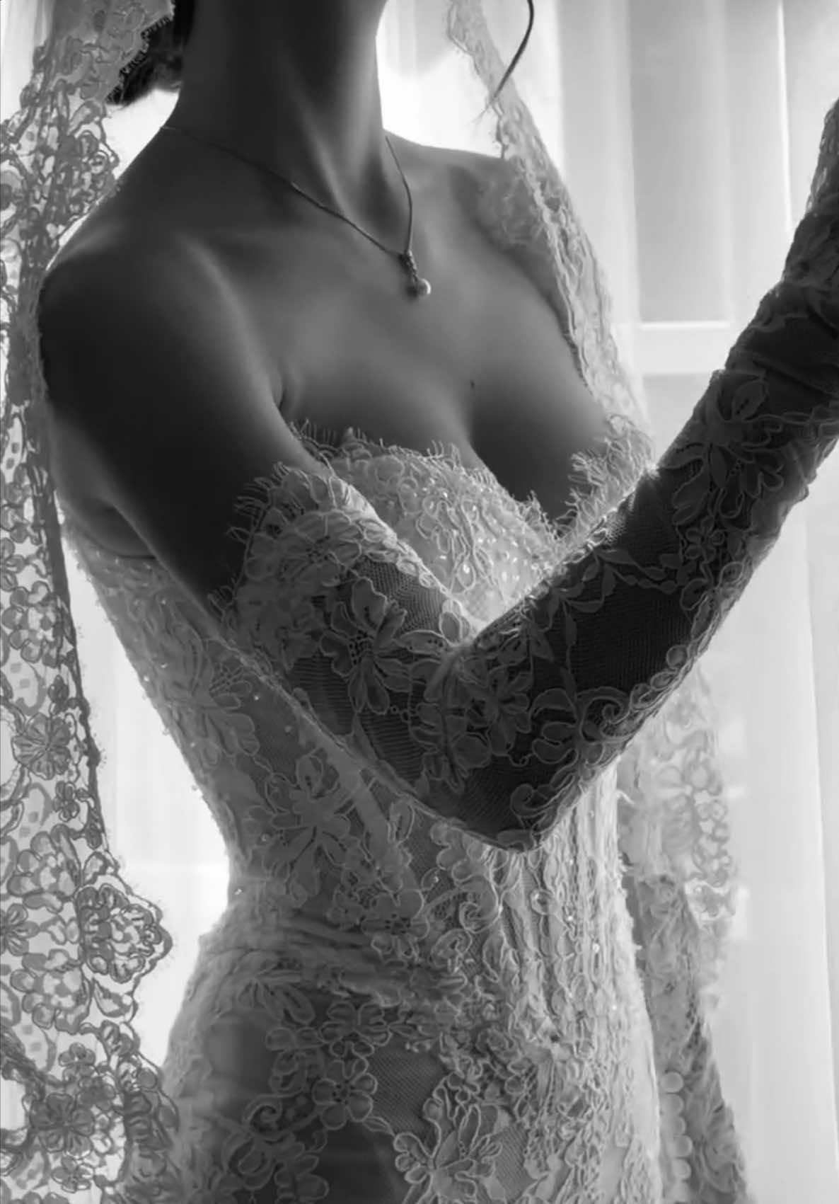 @MANICACOUTURE