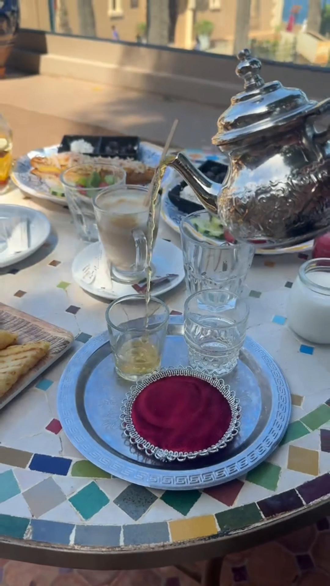 @Oui Zai