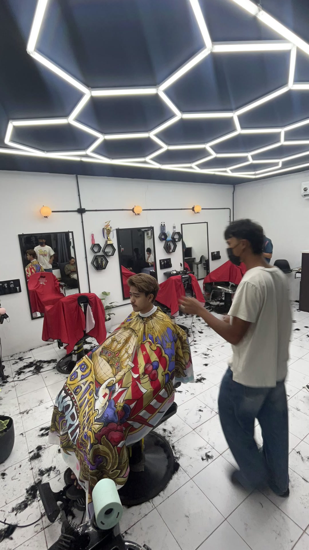 @YEEBARBER