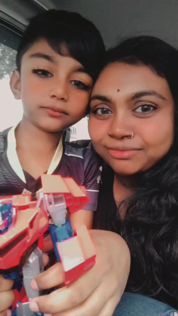 @Nandhini 👑❤️