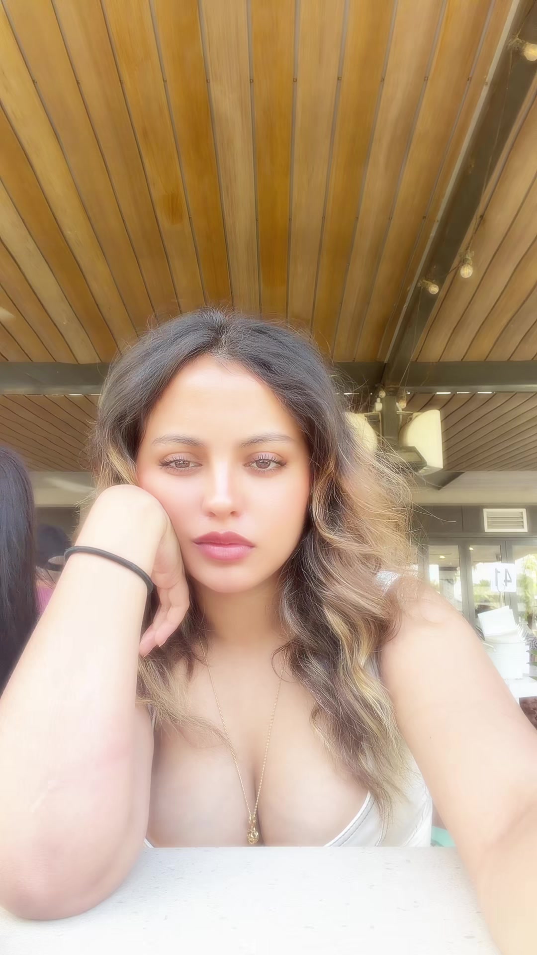@gabriela cardoso