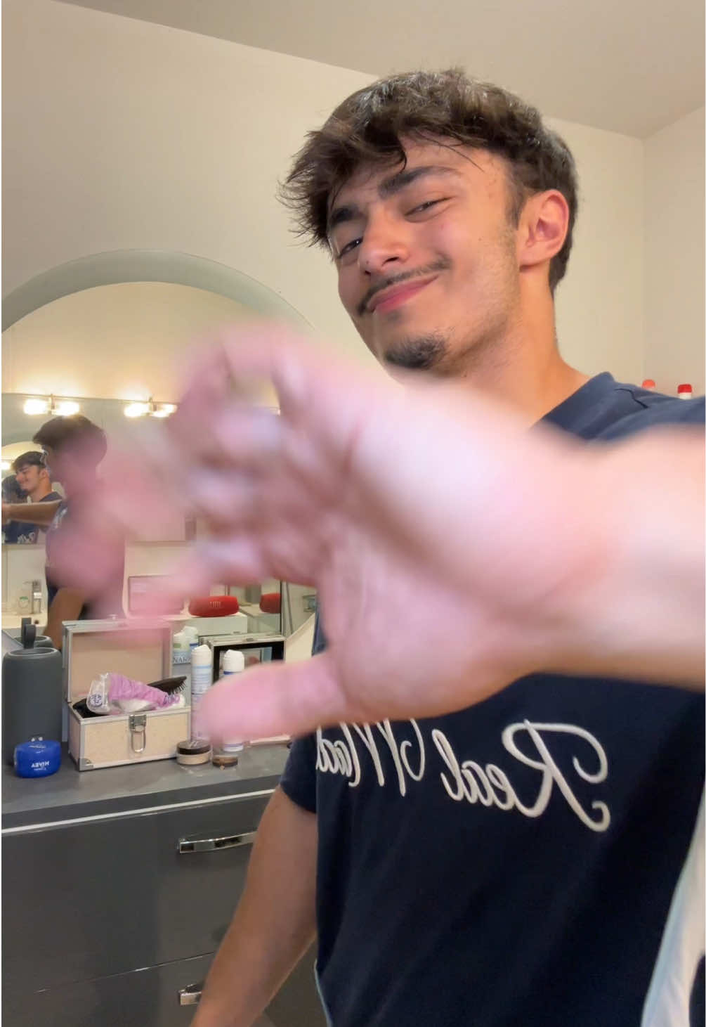 @ROBERTOO 🇷🇪🇪🇸