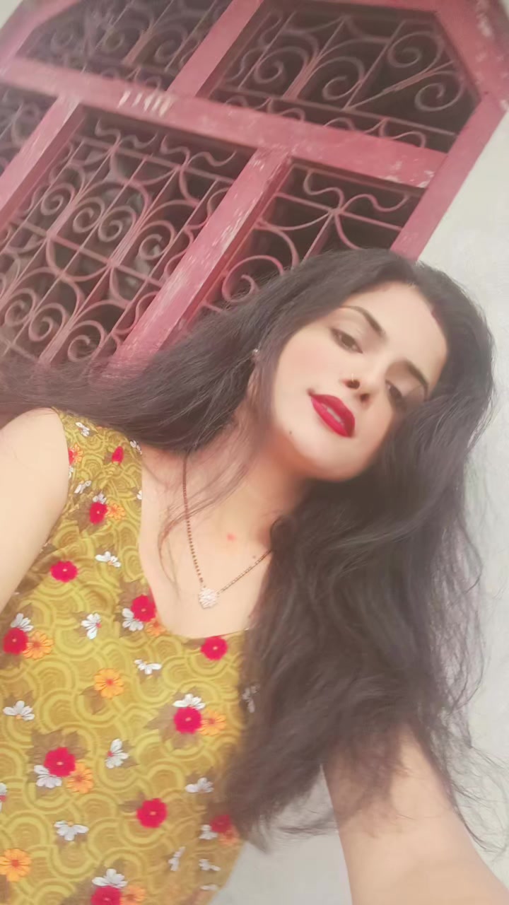 @👑😚 LOYAL QUEEN 💫😚