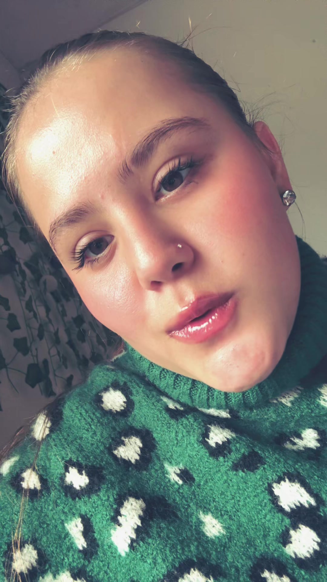 @Ella_2244