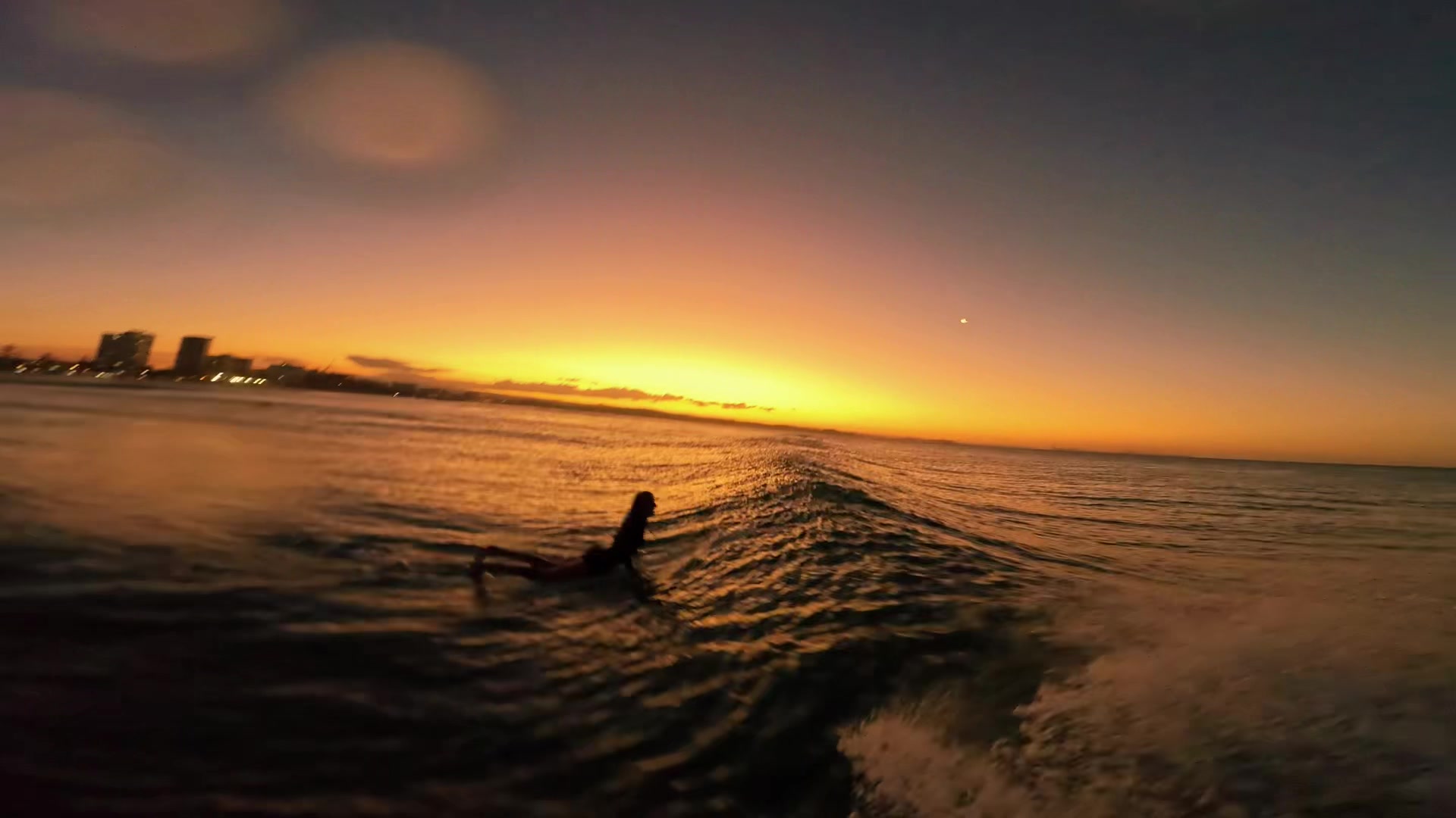 @Casey surfs🏄♂️