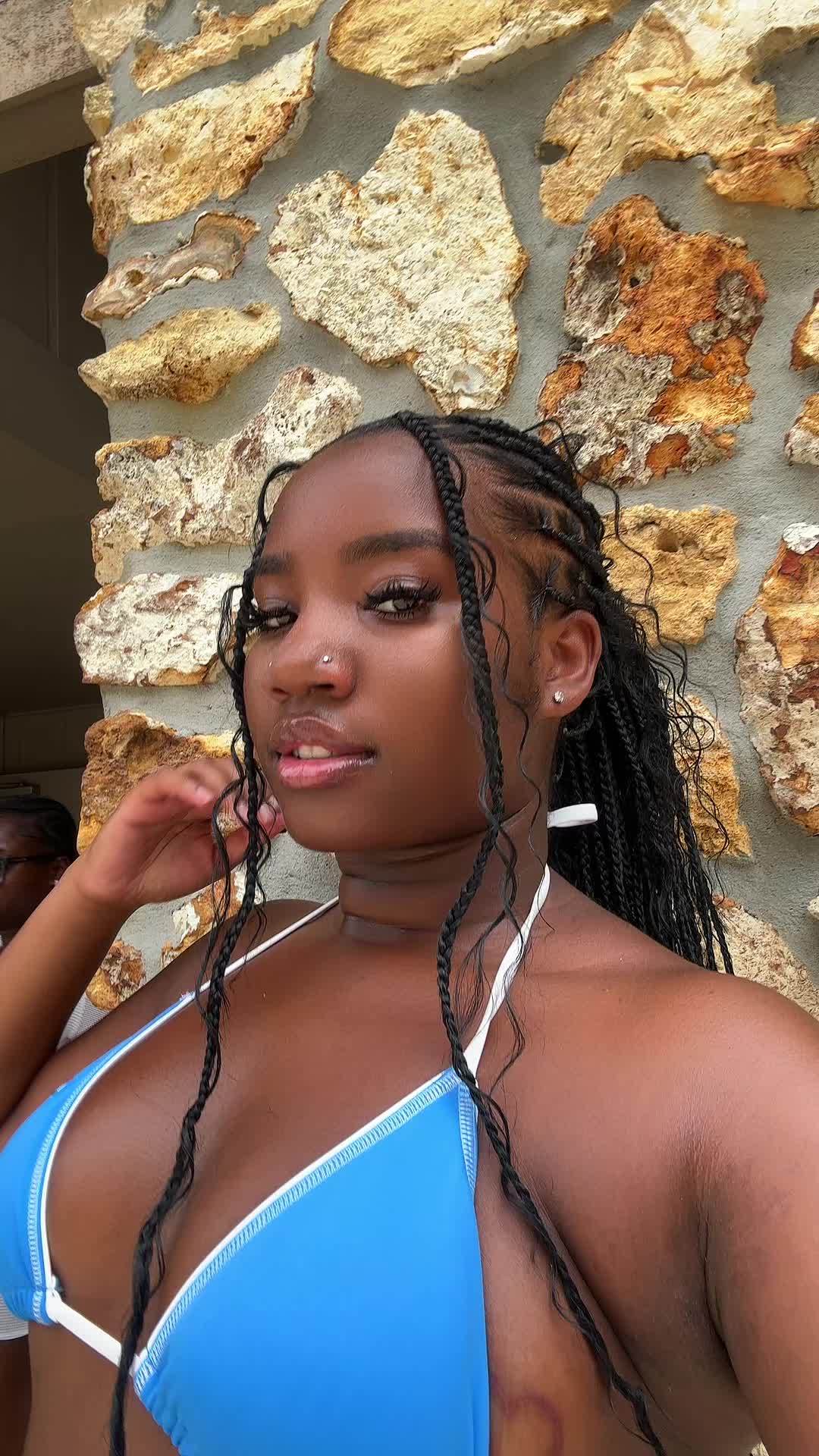 @moreofkb