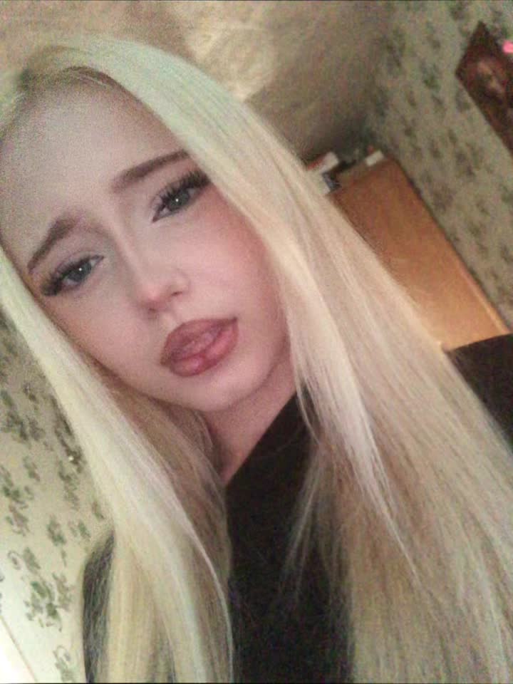 @аняяя