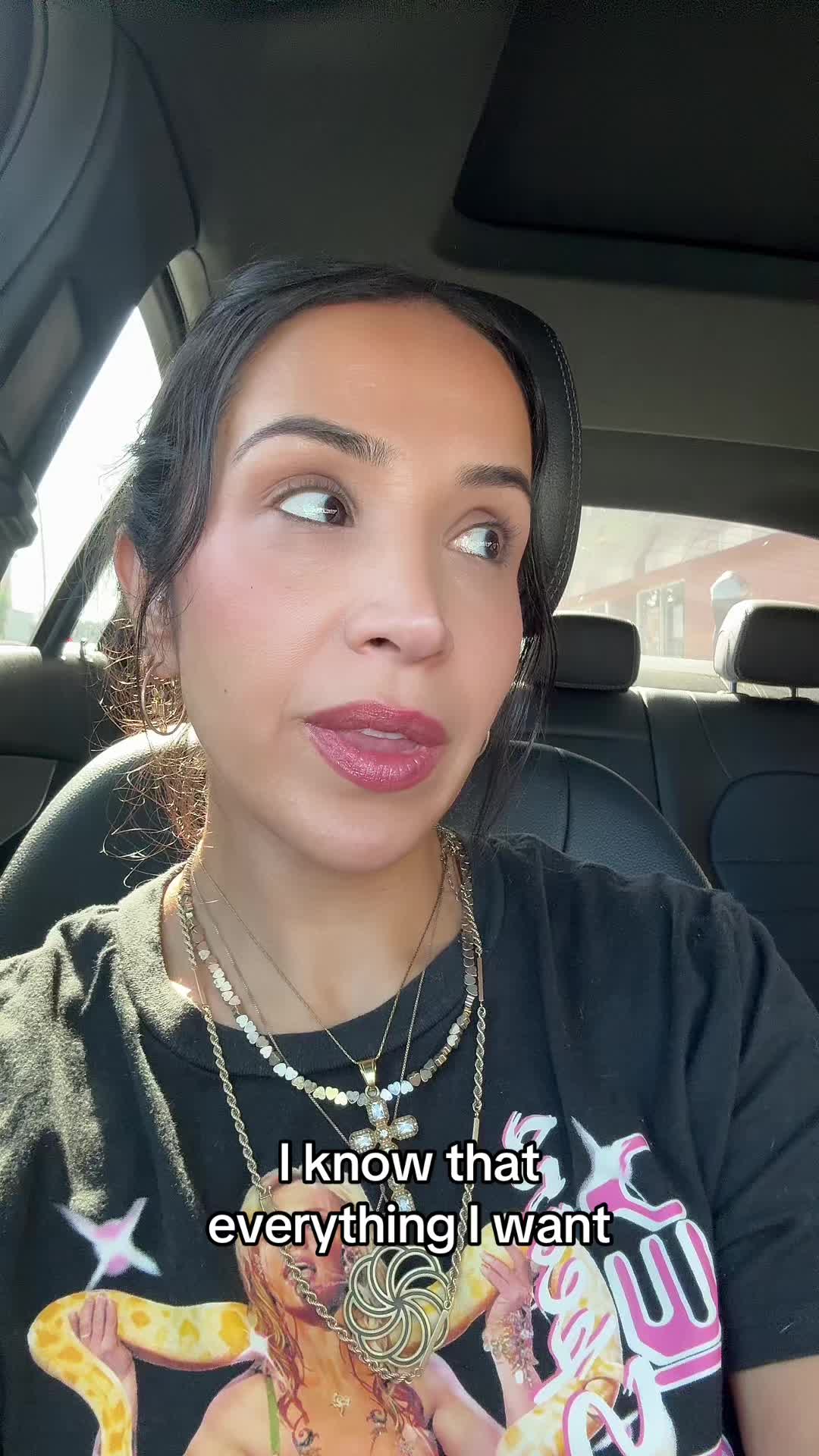 @Vanessaveeee