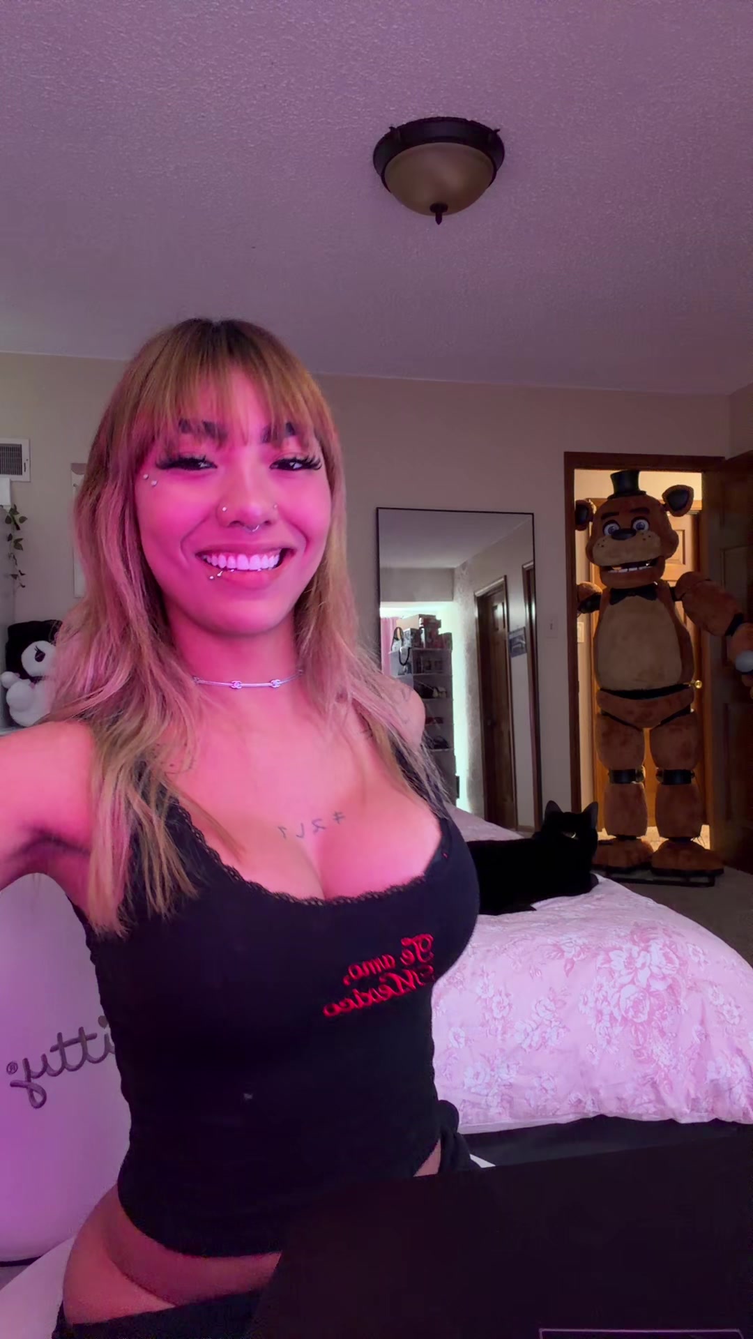 @Angietowers