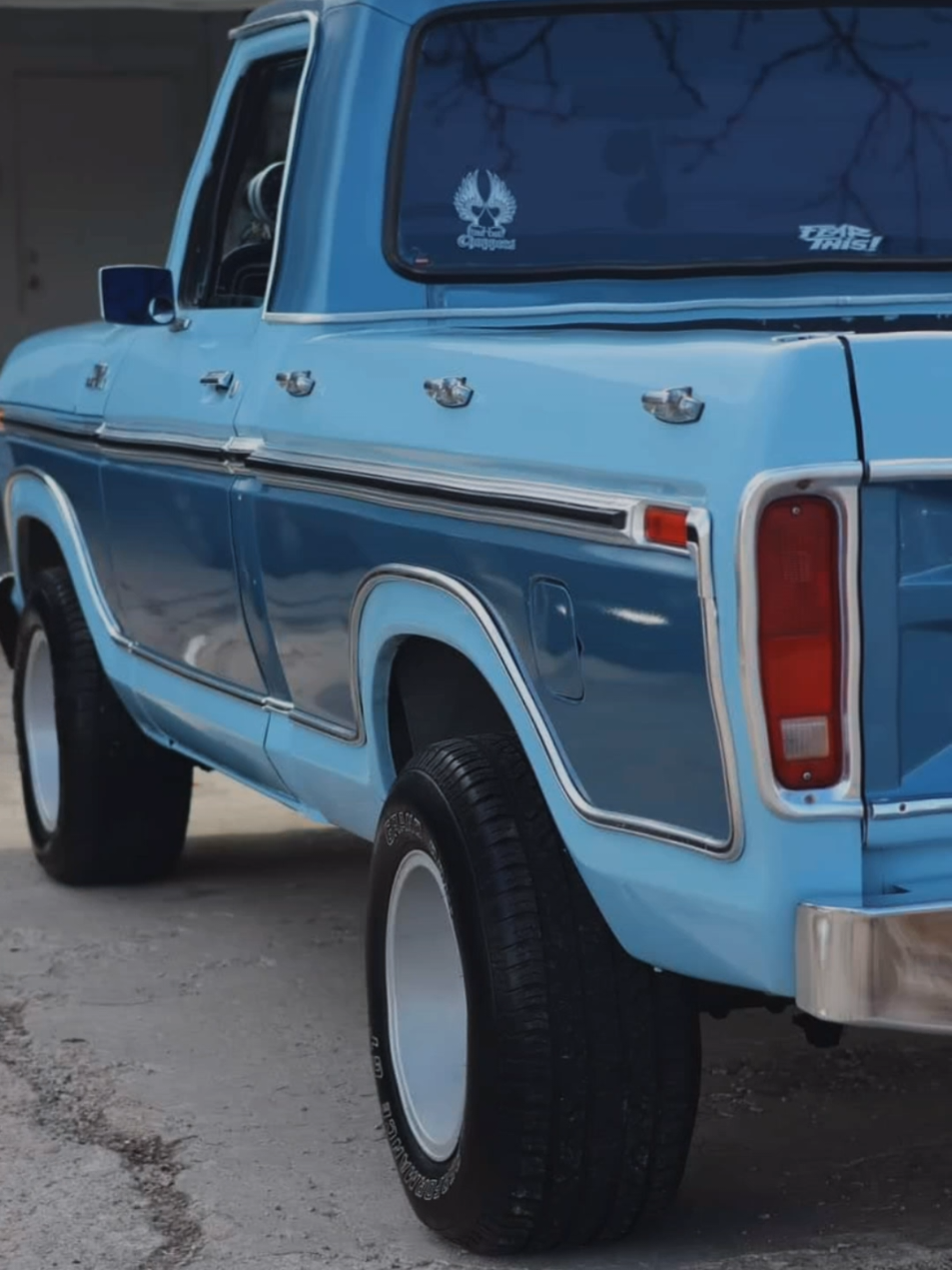 @79twotonehotrod