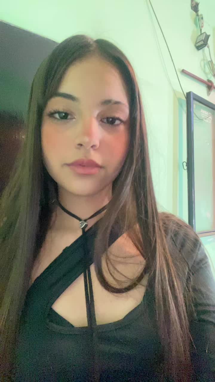 @𝓂𝒾𝓁𝑒🍒