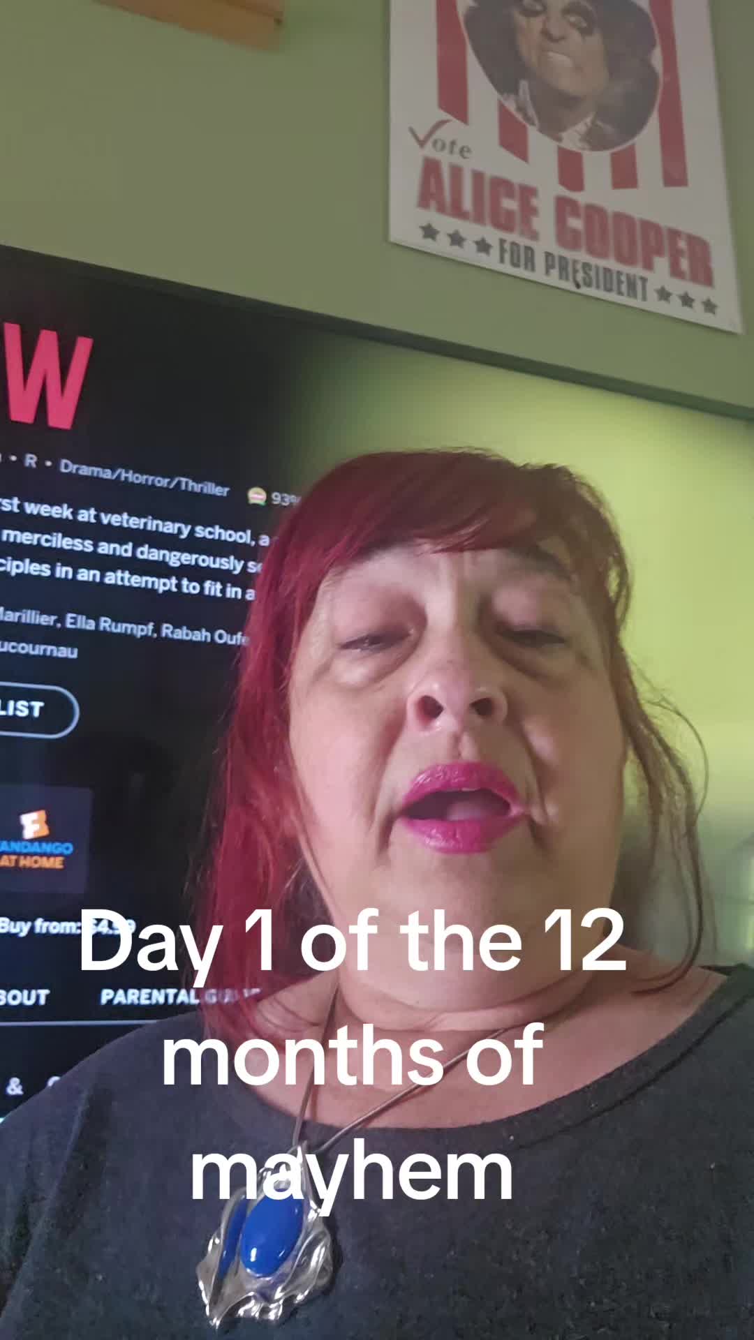 @HorrorQueenGirl