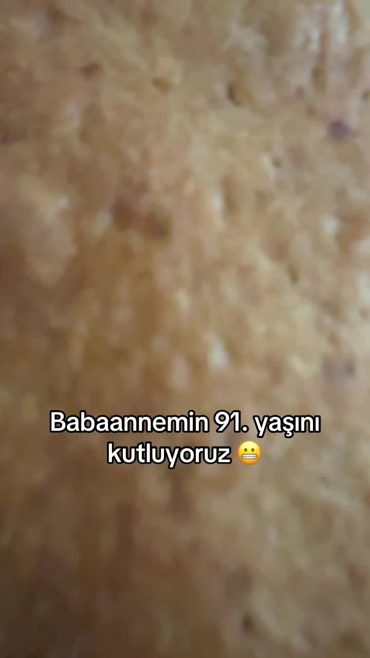 @G&uuml;lnur Kırmızı