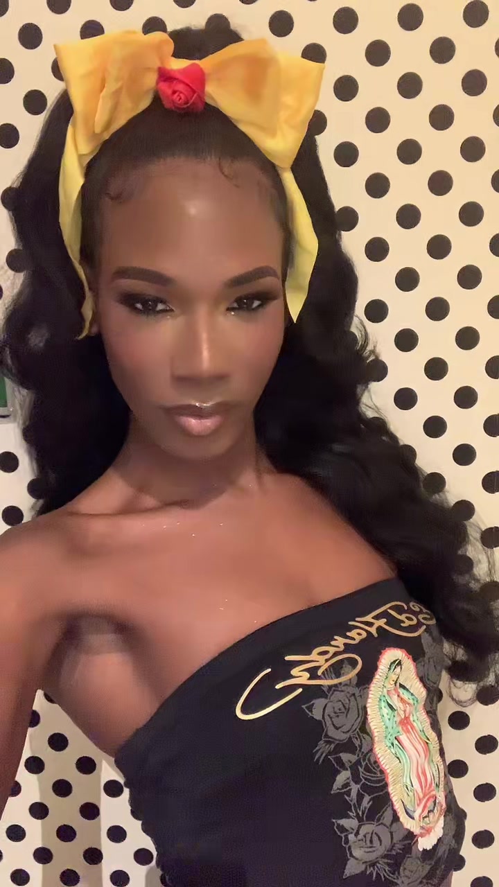 @Kaylani
