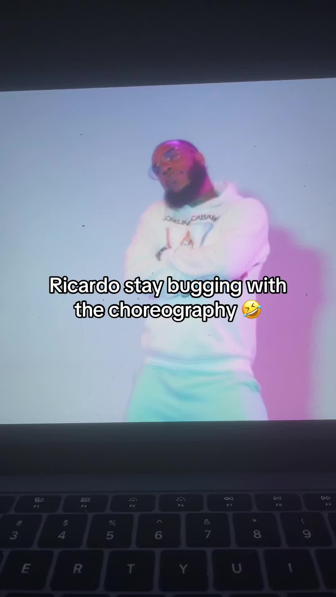 @🤨