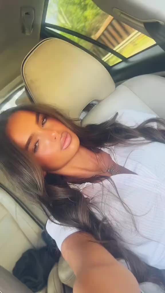 @sharnaconnors