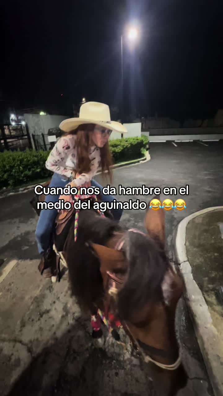 @Ari <3