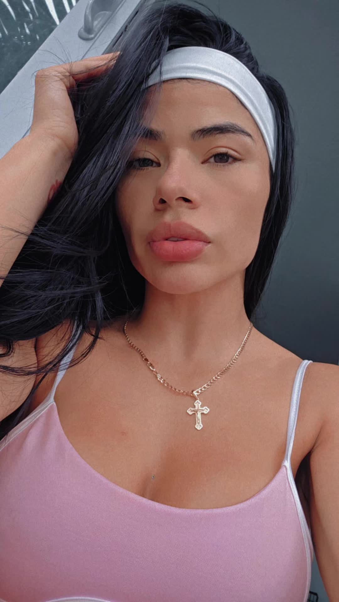 @✨️dulce tiara 🌀