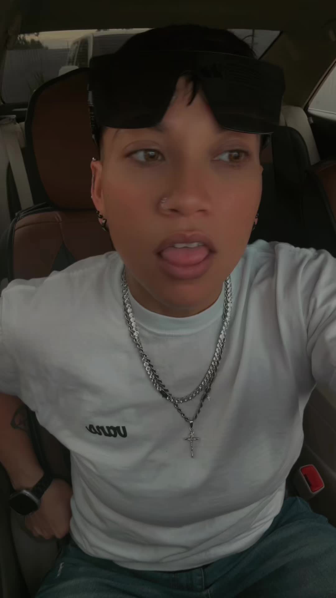 @🇬🇺Beeeee 🖤🥀