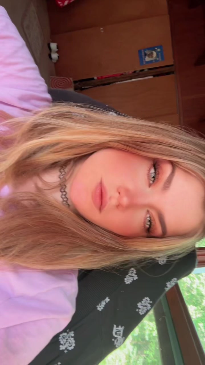 @𝓫𝓮𝓽𝓱𝔂𝓫𝓾𝓫𝓫𝓵𝓮𝓼