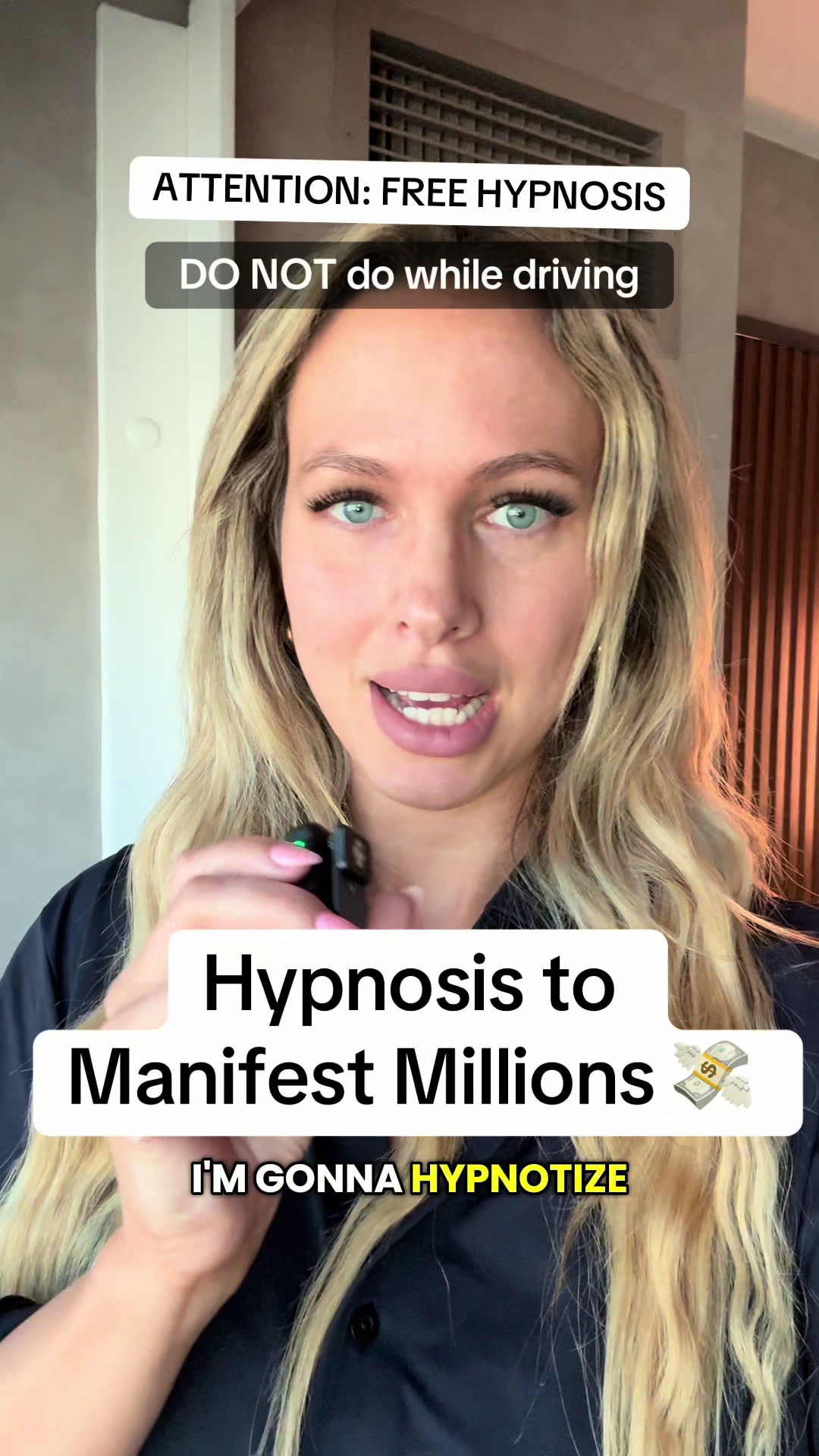 @Hypnotist | Julia Hankins